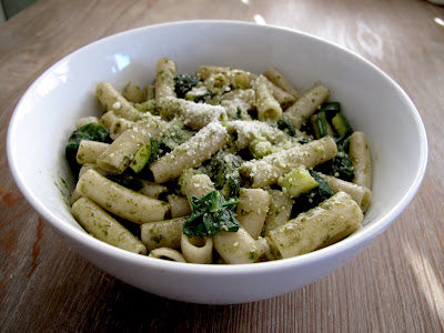 Vegan Penne with Spinach and Zucchini in Pesto
